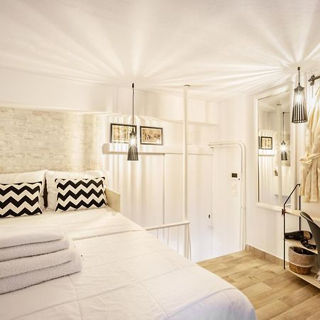 Acropolis Elegant Maisonette By Lodgespot Aten Exteriör bild